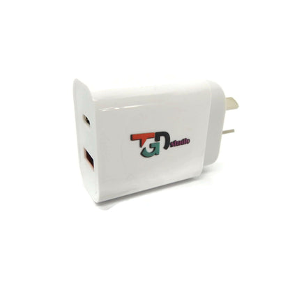 Dual Wall Plug Adapter Quick Charger for USB plus Type C plugs